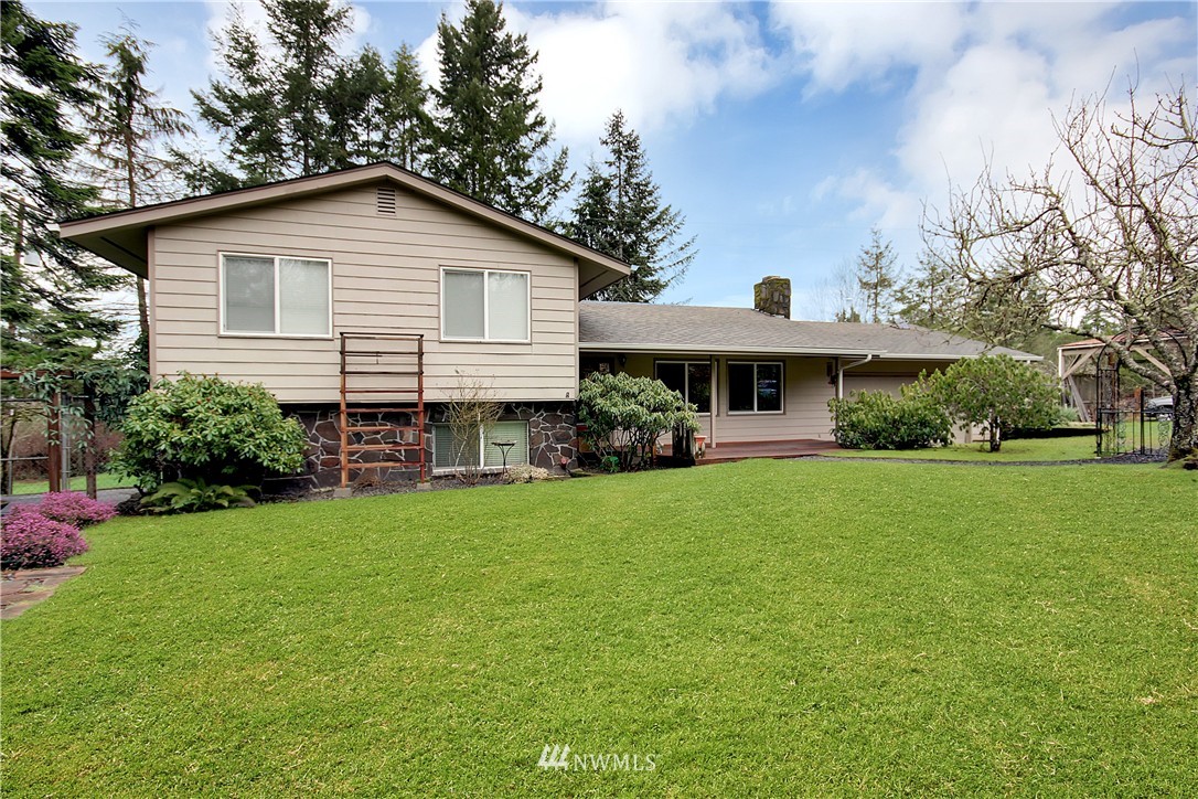 4845 Johnson Point Road Northeast Olympia, WA 98516 - Photo 4 of 25 Gallery Image 4