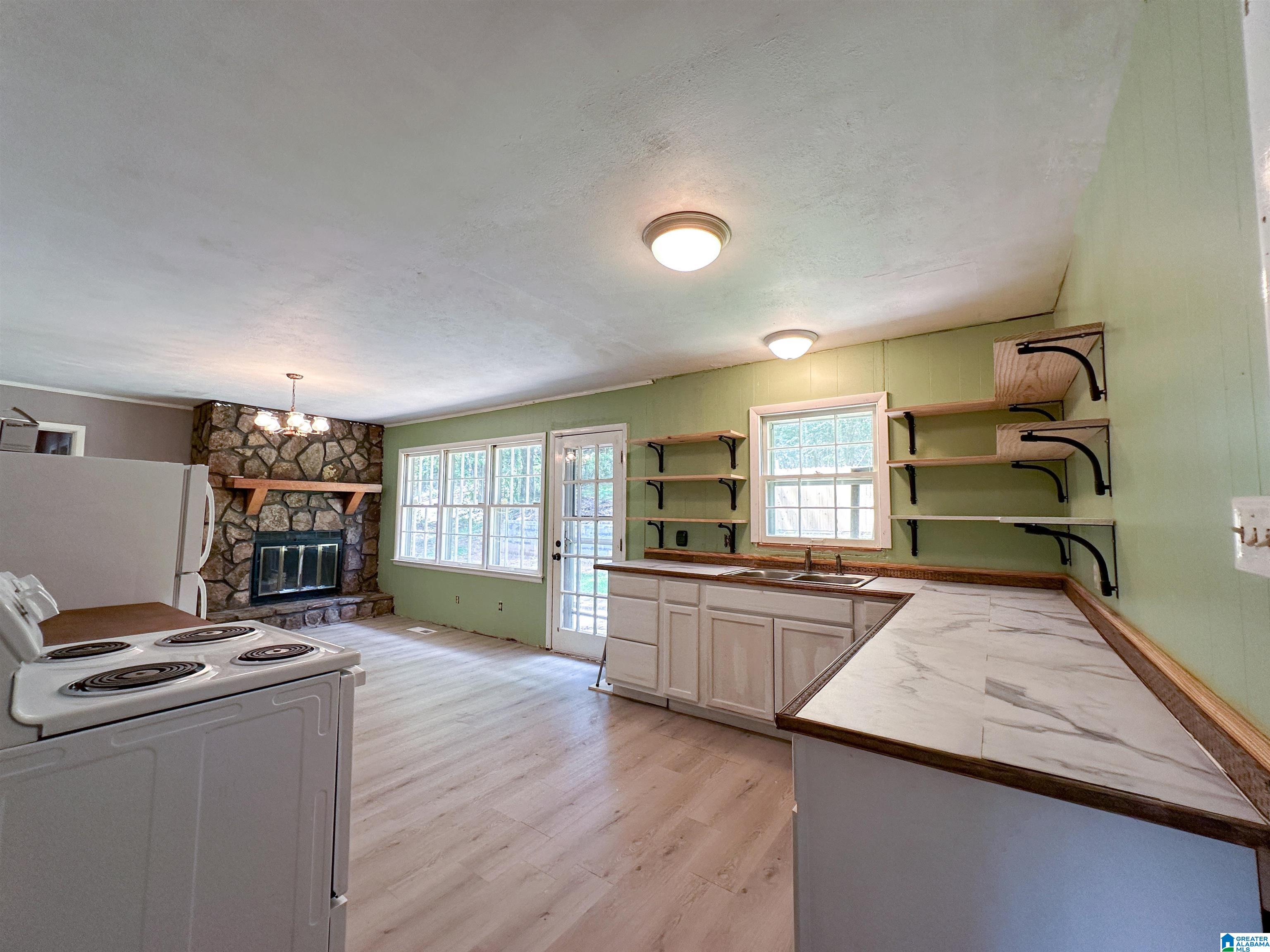 1221 Glendale Road Anniston, AL 36207 - Photo 6 of 23