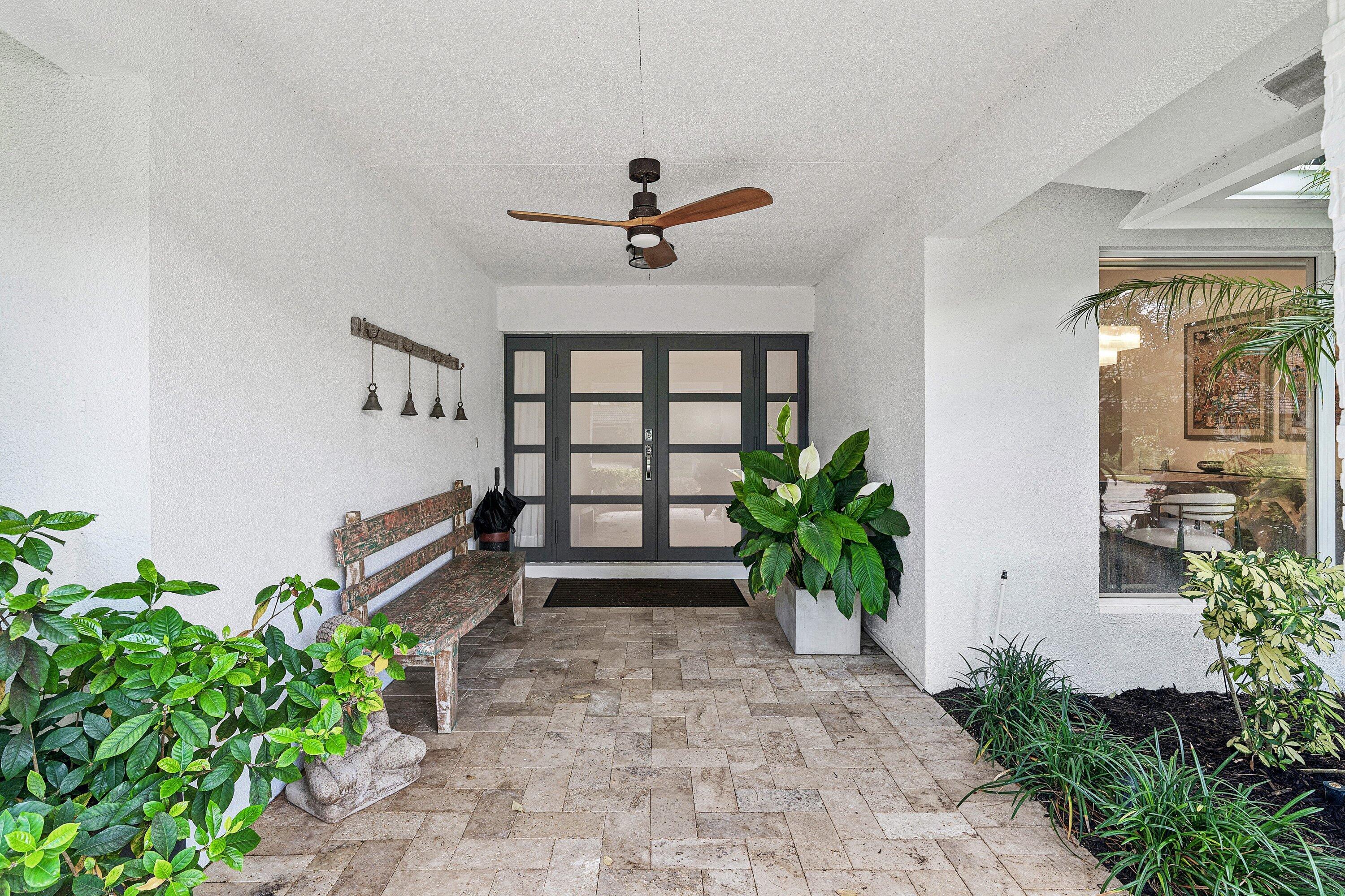 3030 Canterbury Drive Boca Raton, FL 33434 - Photo 5 of 45 a view of a entryway
