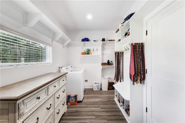 a view of a walk in closet