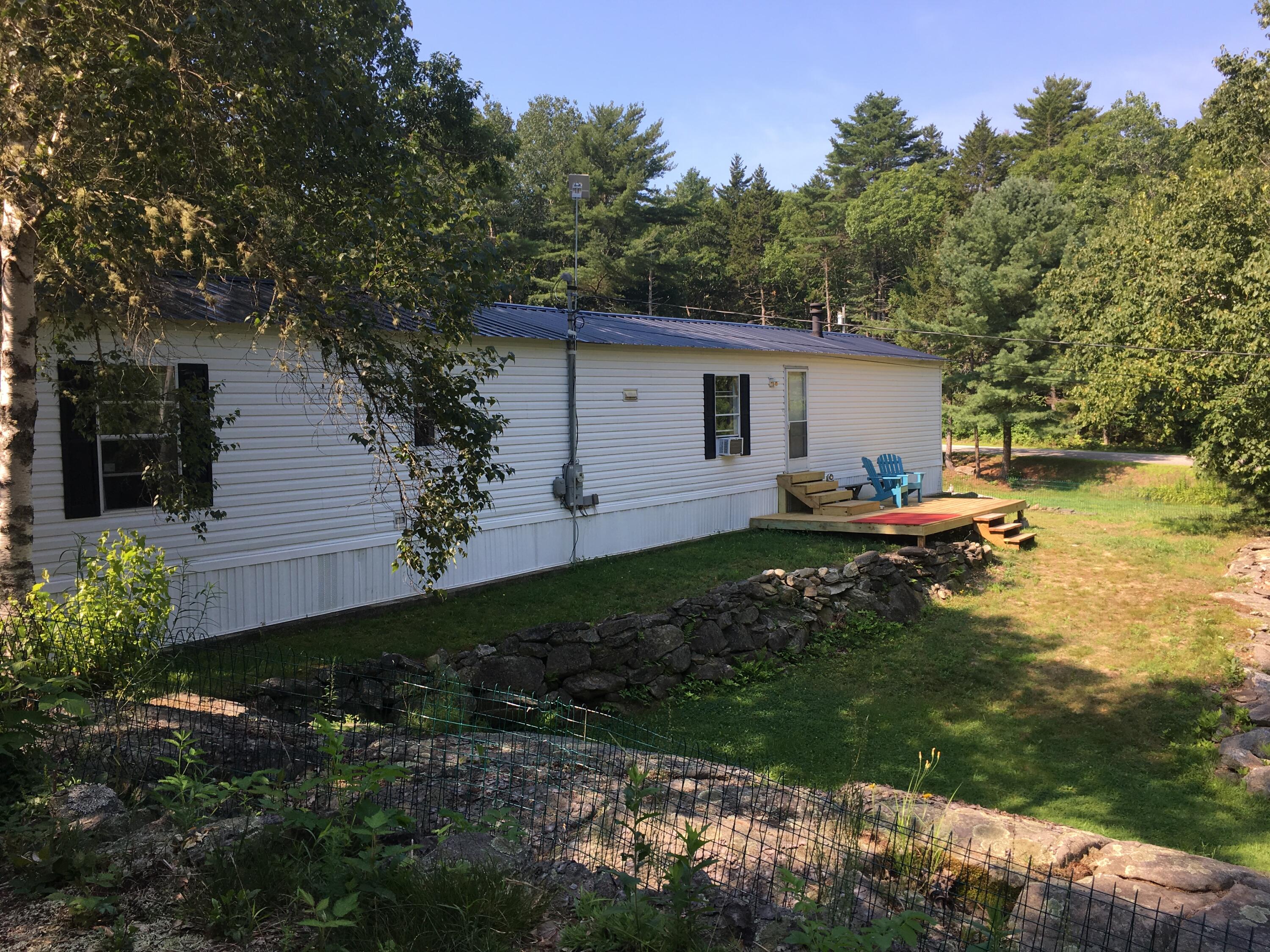 28 Knickerbocker Road Boothbay, ME 04537 - Photo 9 of 16 Back Deck
