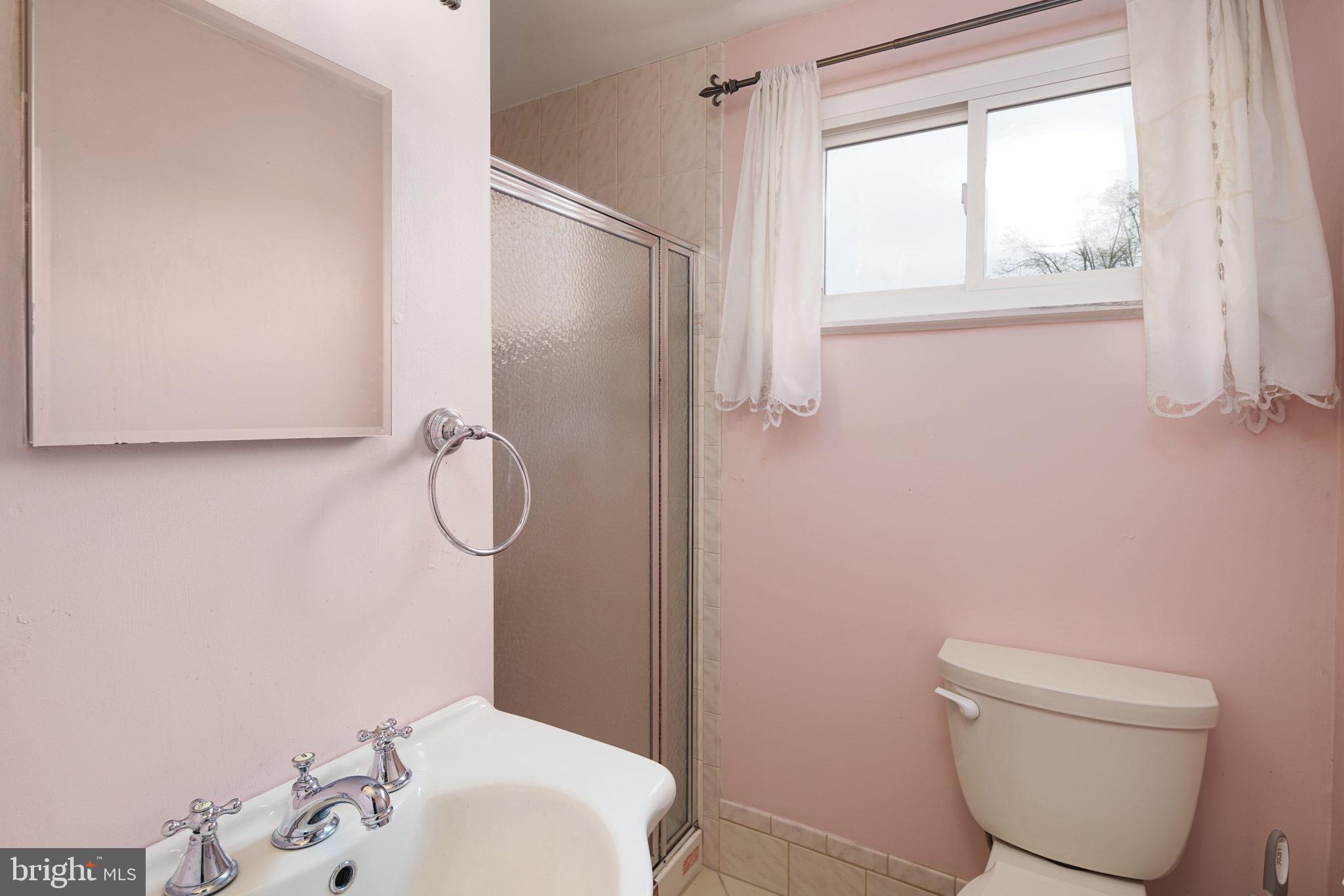 16 Stonebridge Road Cherry Hill, NJ 08003 - Photo 20 of 37 Gallery Image 20