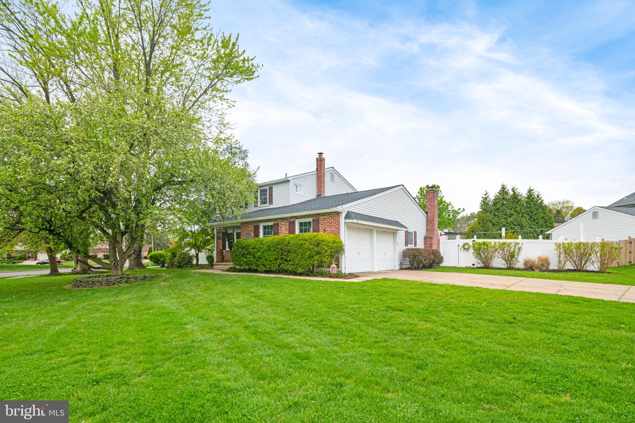 16 Stonebridge Road Cherry Hill, NJ 08003 - Photo 5 of 37 Gallery Image 5