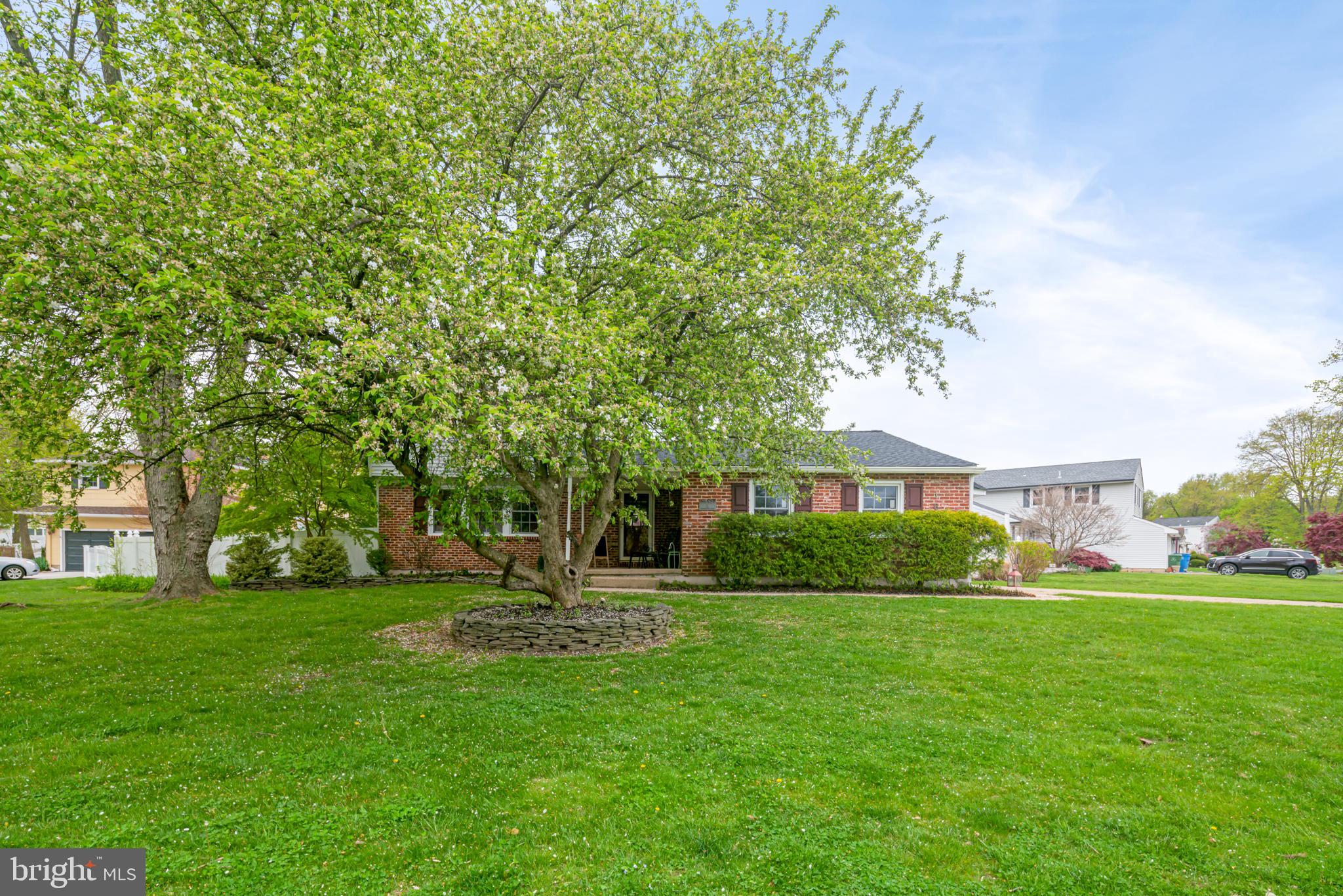 16 Stonebridge Road Cherry Hill, NJ 08003 - Photo 9 of 37 Gallery Image 9