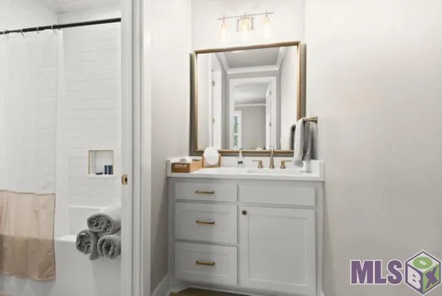 $3,600 | 4021 Hyacinth Avenue, Baton Rouge, LA 70808