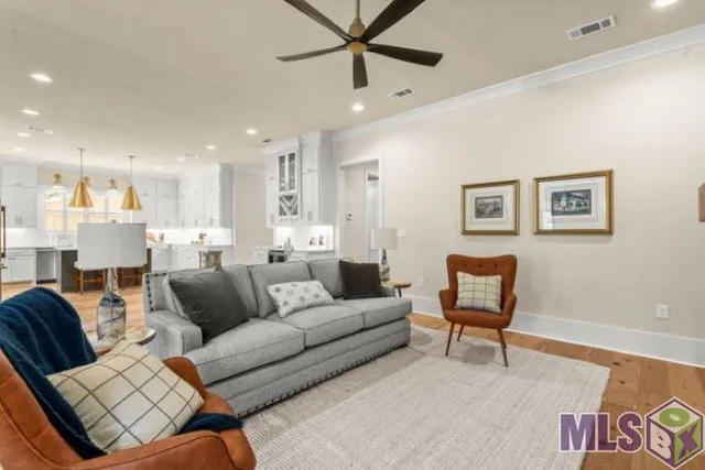 $3,600 | 4021 Hyacinth Avenue, Baton Rouge, LA 70808