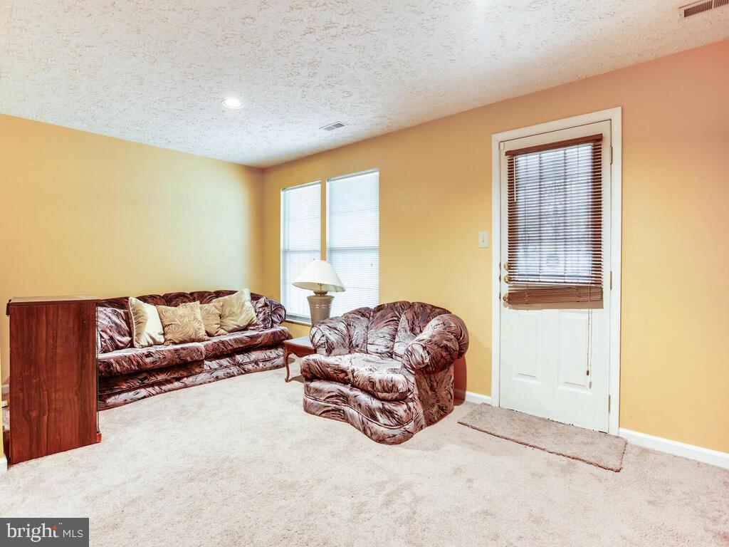 1362 Travis View Court Gaithersburg, MD 20879 - Photo 37 of 40