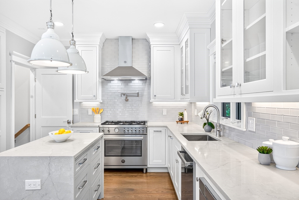 101 Sumner Road, Unit A Brookline, MA 02445 - Photo 20 of 32 Gallery Image 20
