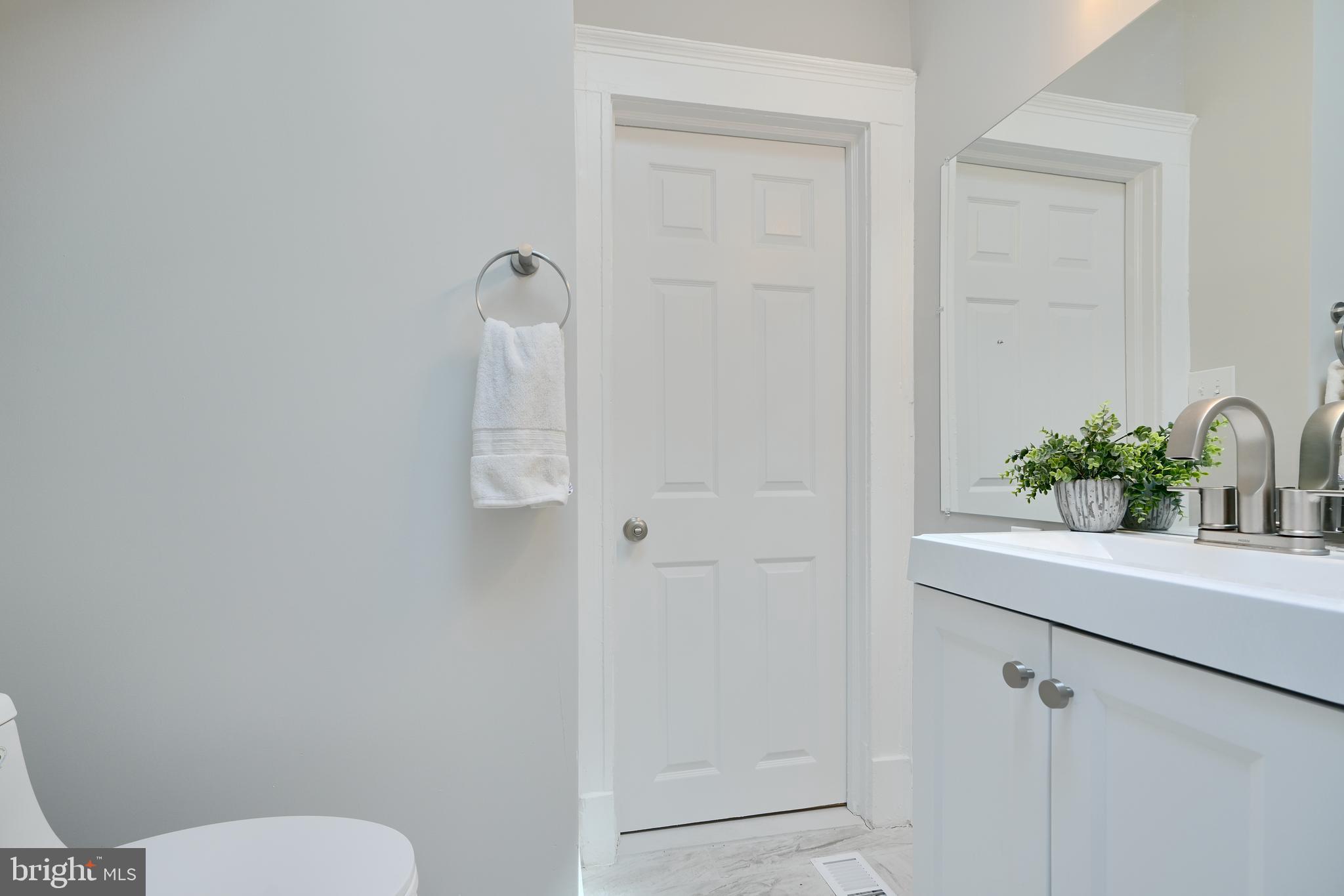 4003 Fairfax Road Baltimore, MD 21216 - Photo 14 of 25 Gallery Image 14