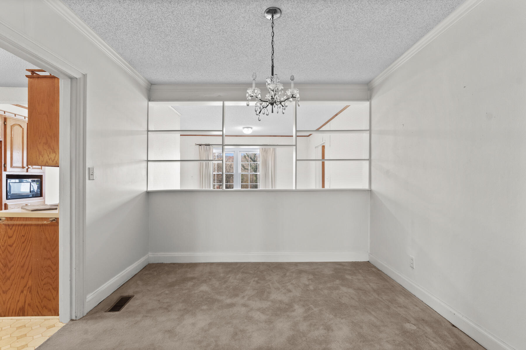 105 Cartwright Street Chattanooga, TN 37415 - Photo 6 of 33 Dining Room