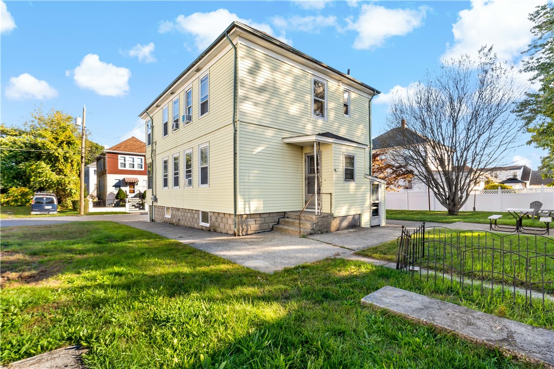 9 Apulia Street East Providence, RI 02914 - Photo 17 of 23
