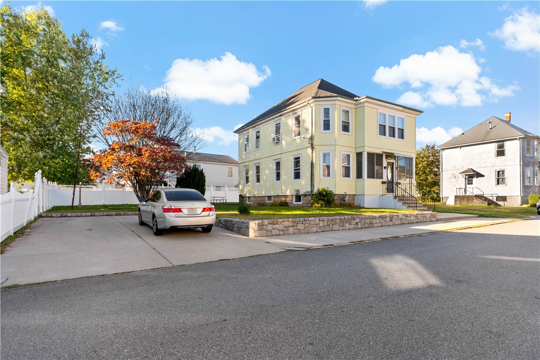 9 Apulia Street East Providence, RI 02914 - Photo 19 of 23