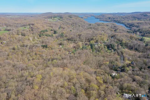 $499,000 | 5 Brinsmade Lane, Sherman, CT 06784