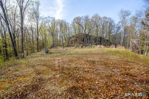 a view of a dry field