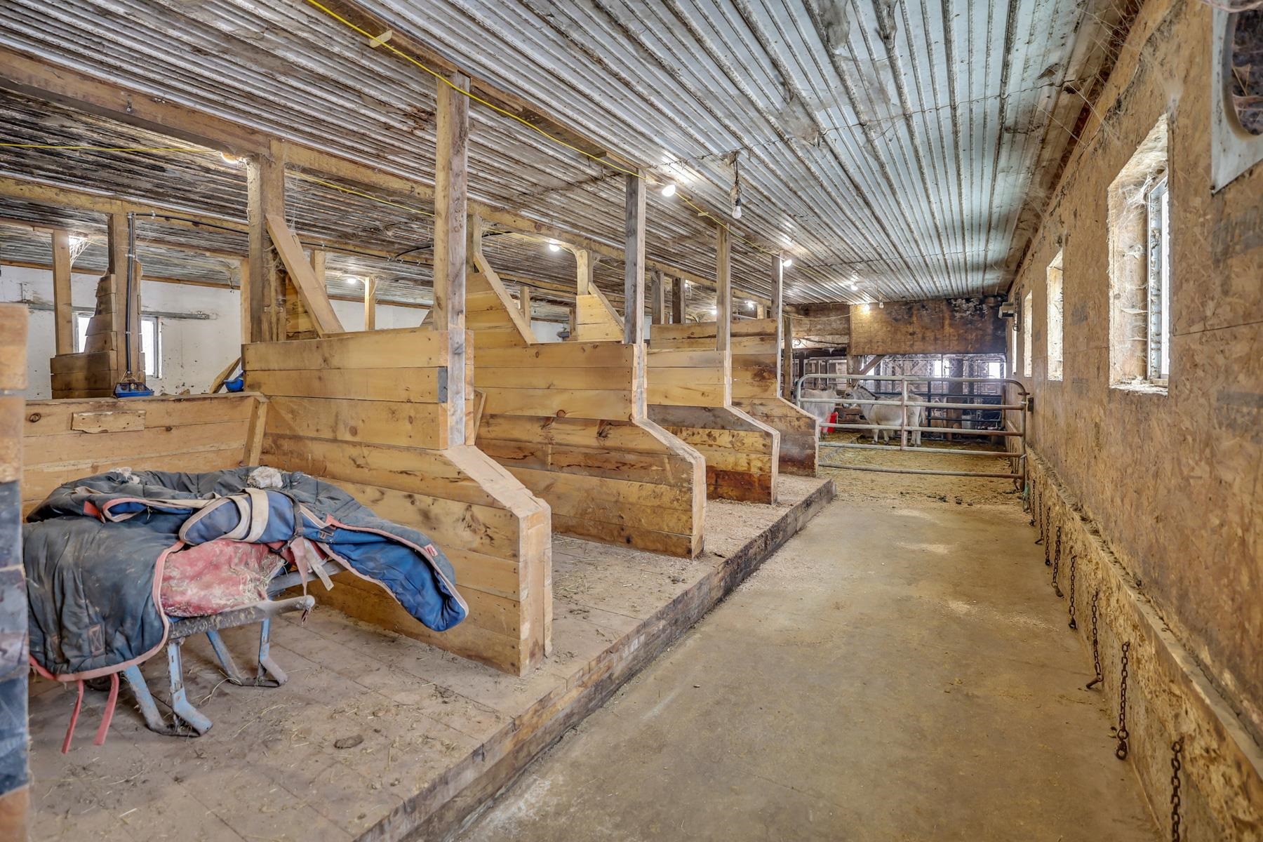 928 Vermont Rte 100 Lowell, VT 05847 - Photo 27 of 51