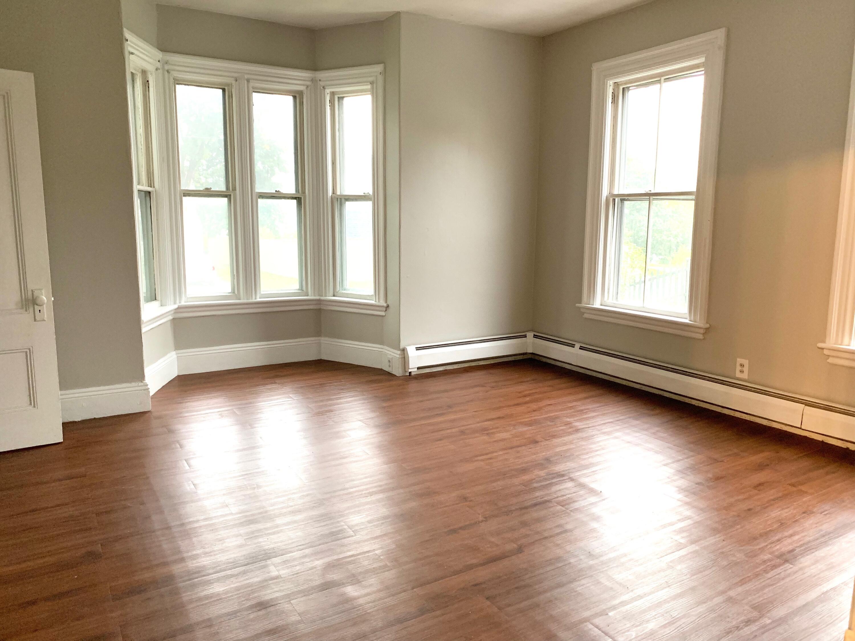 35 Summer Street Waterville, ME 04901 - Photo 5 of 18 2