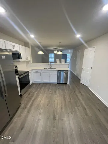 $1,450 | 1009 Peony Lane, Youngsville, NC 27596