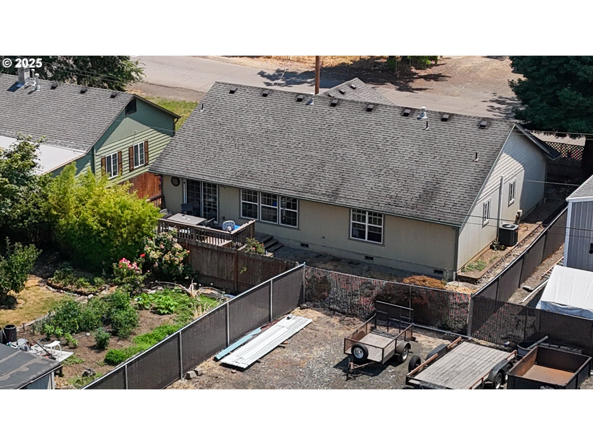 120 Southeast Edwards Street Winston, OR 97496 - Photo 6 of 19