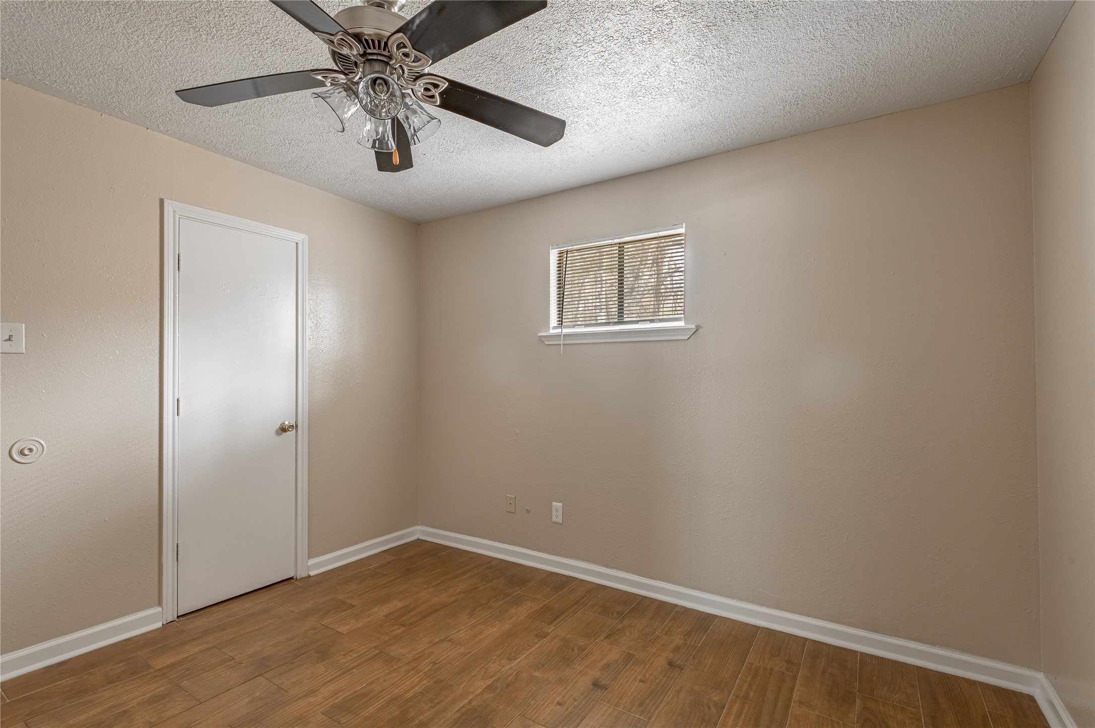 760 Cline Street, Unit 14 Huntsville, TX 77340 - Photo 14 of 17