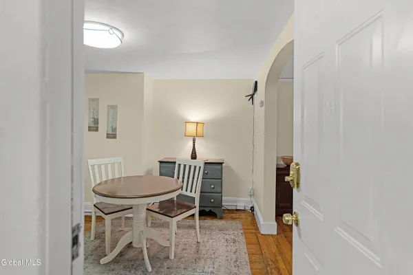 $1,800 | 67 Hill Street, Troy, NY 12180