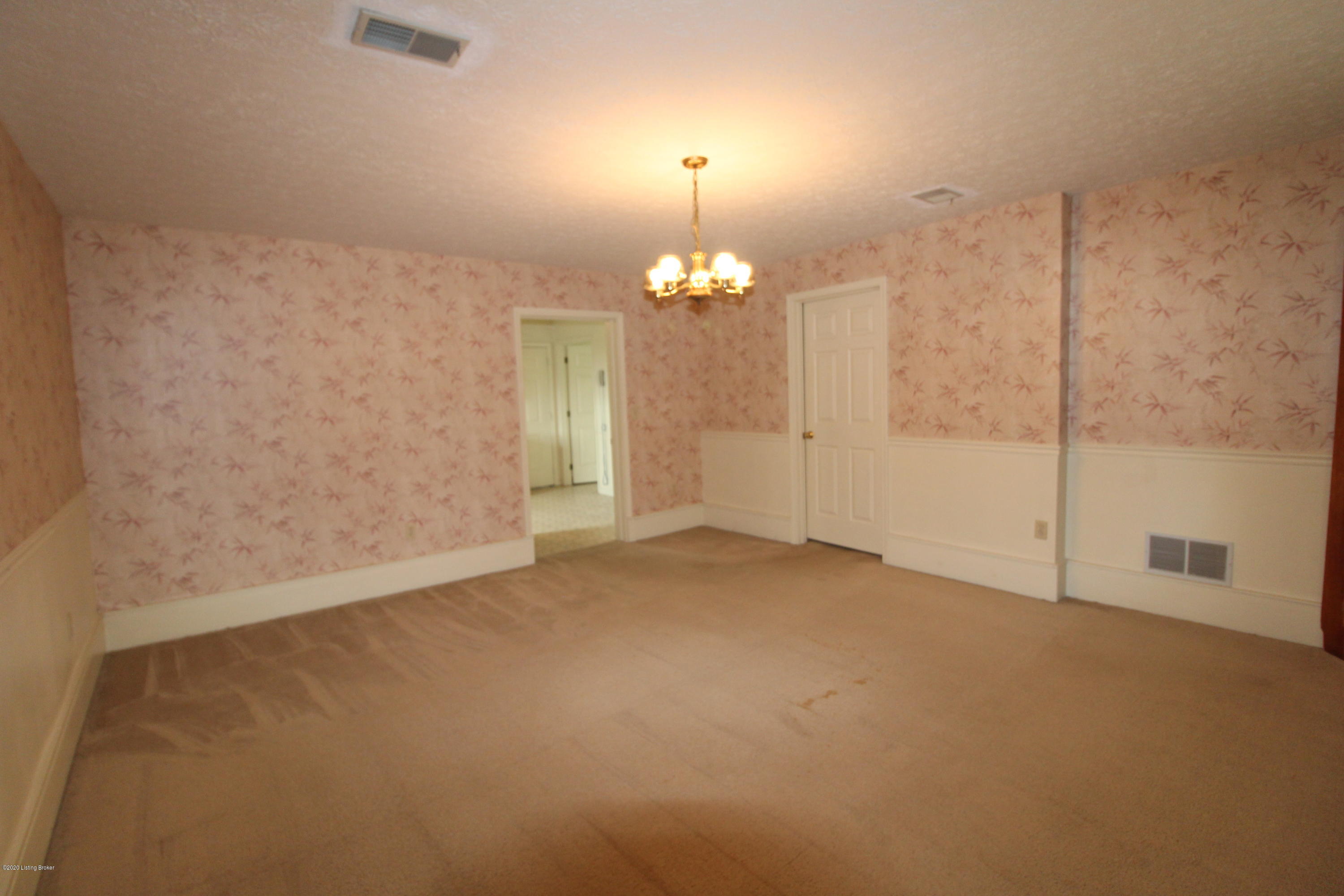 137 Flatlick Road Mount Washington, KY 40047 - Photo 35 of 57 028