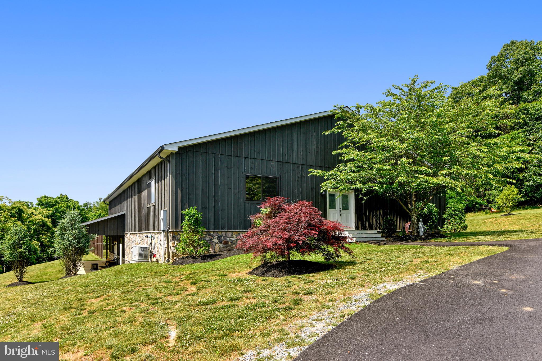 14416 Loyalty Road Leesburg, VA 20176 - Photo 15 of 61 4800 sq ft climate controlled sports complex