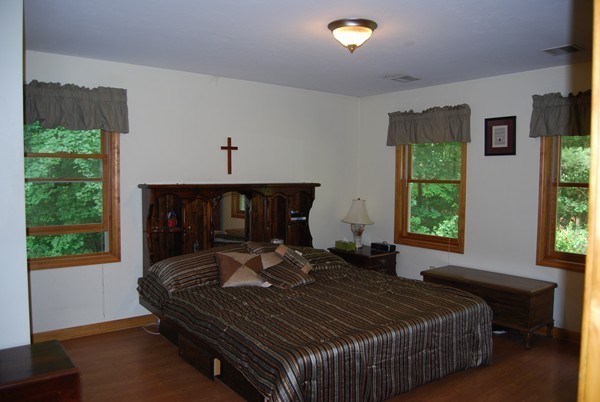 20 Davis Road West Brookfield, MA 01585 - Photo 8 of 15 Gallery Image 8