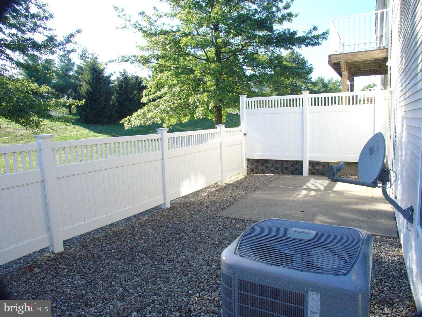 355 Watkins Road Pennington, NJ 08534 - Photo 10 of 20