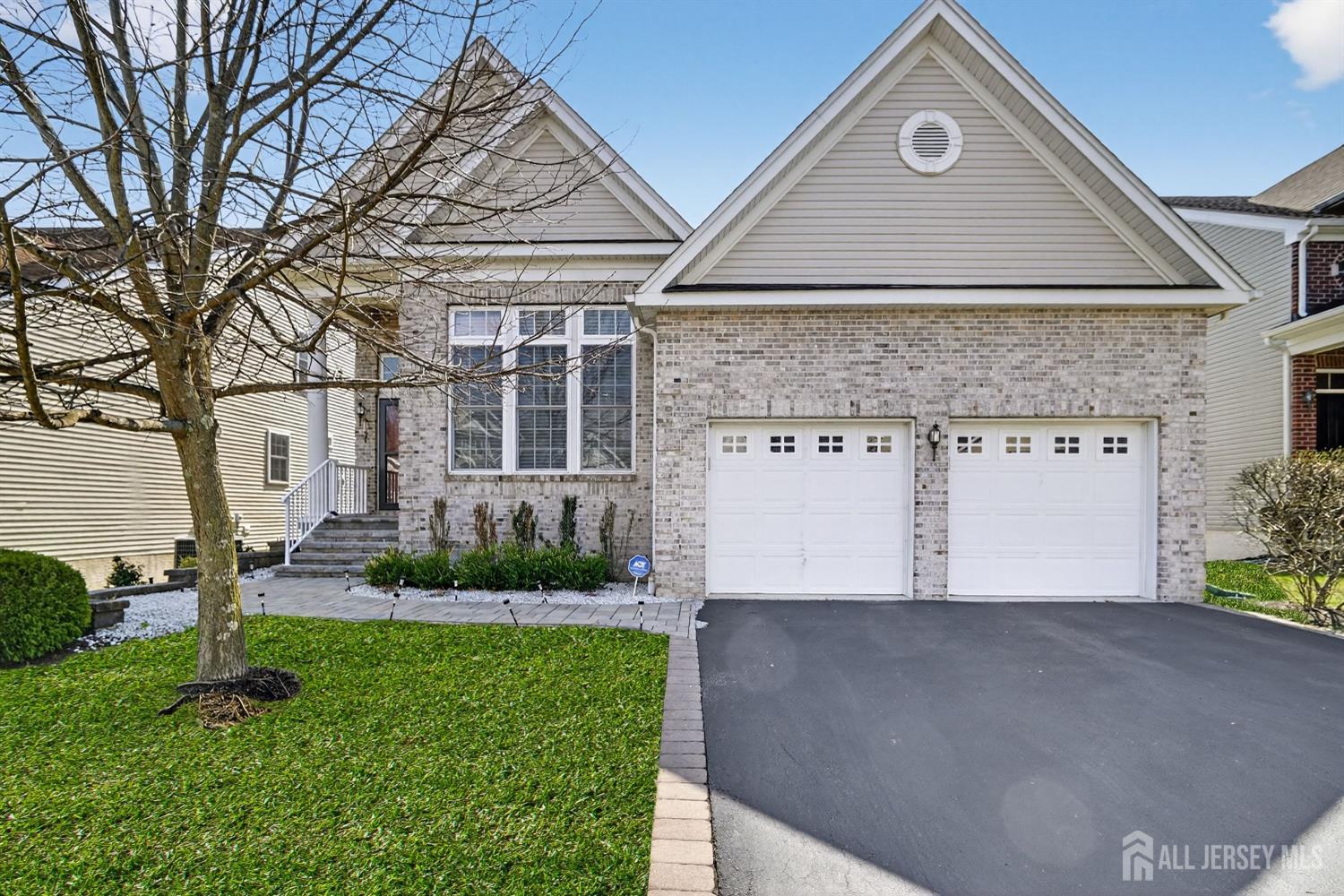 6 Inverness Drive Kendall Park, NJ 08824 - Photo 1 of 35