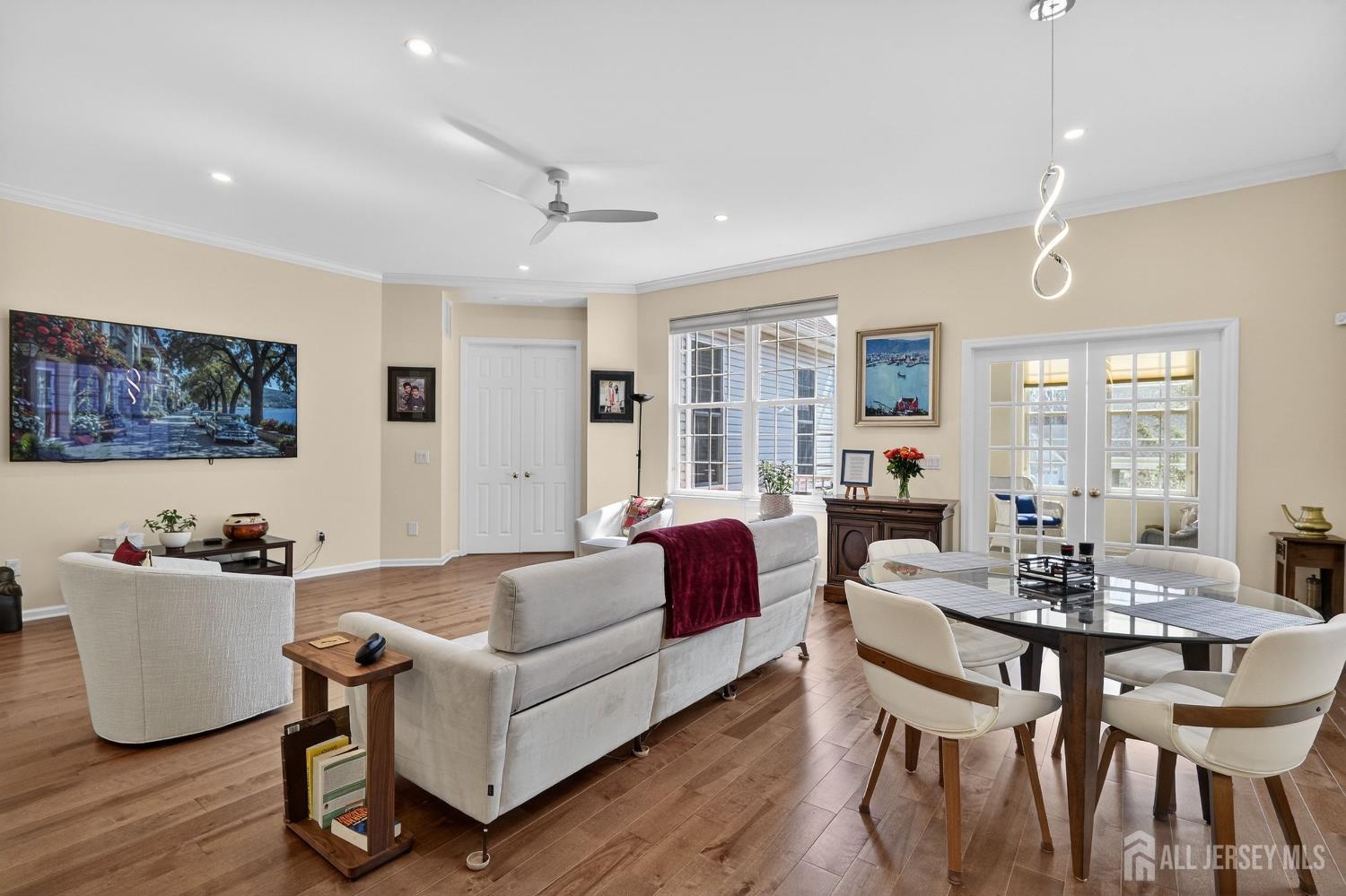 6 Inverness Drive Kendall Park, NJ 08824 - Photo 12 of 35