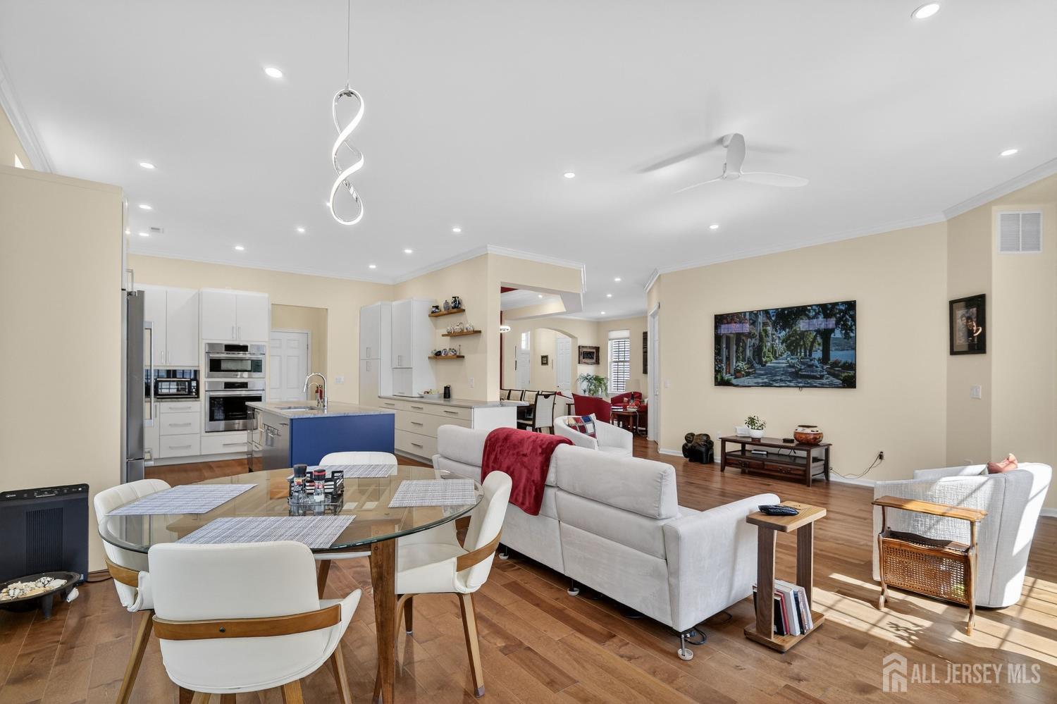 6 Inverness Drive Kendall Park, NJ 08824 - Photo 19 of 35