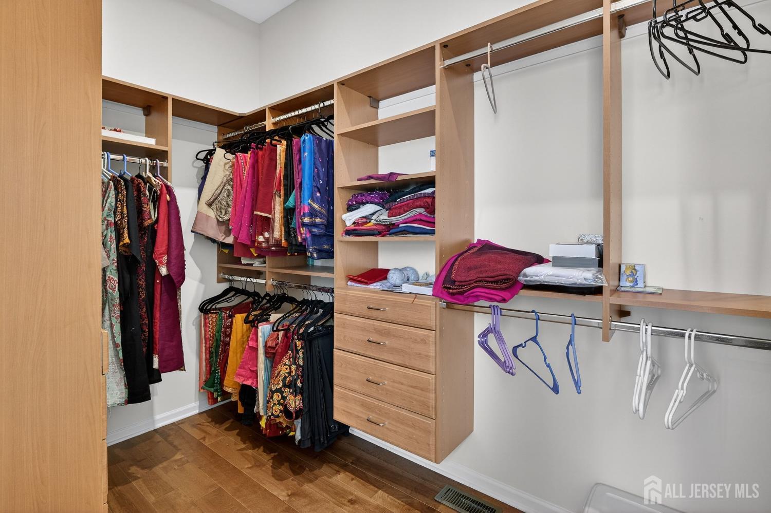 6 Inverness Drive Kendall Park, NJ 08824 - Photo 26 of 35