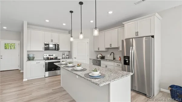 $549,000 | 290 Plaza Bch Drive, Unit 5A, Camdenton, MO 65020