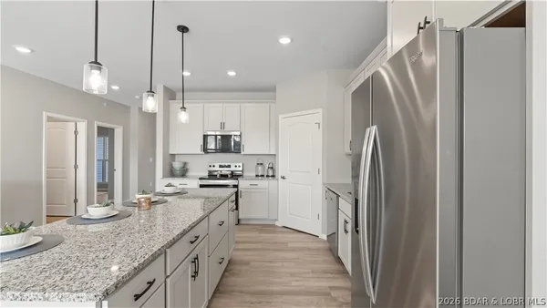 $549,000 | 290 Plaza Bch Drive, Unit 5A, Camdenton, MO 65020