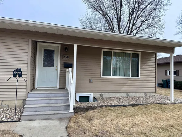 $230,000 | 234 North Hill Street, Marshall, MN 56258