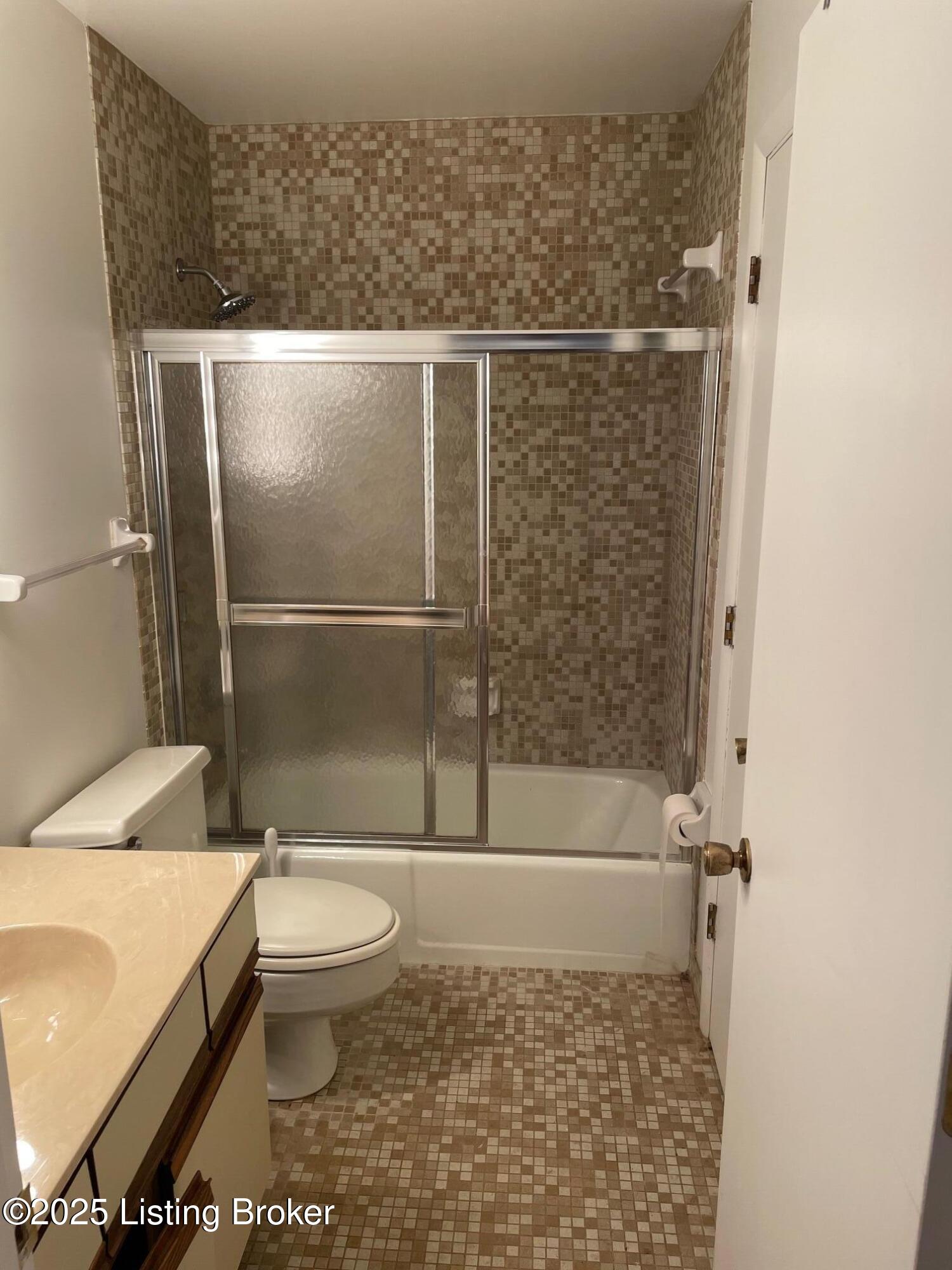 607 Fallis-Gest Road Lockport, KY 40036 - Photo 23 of 25 2nd full bath