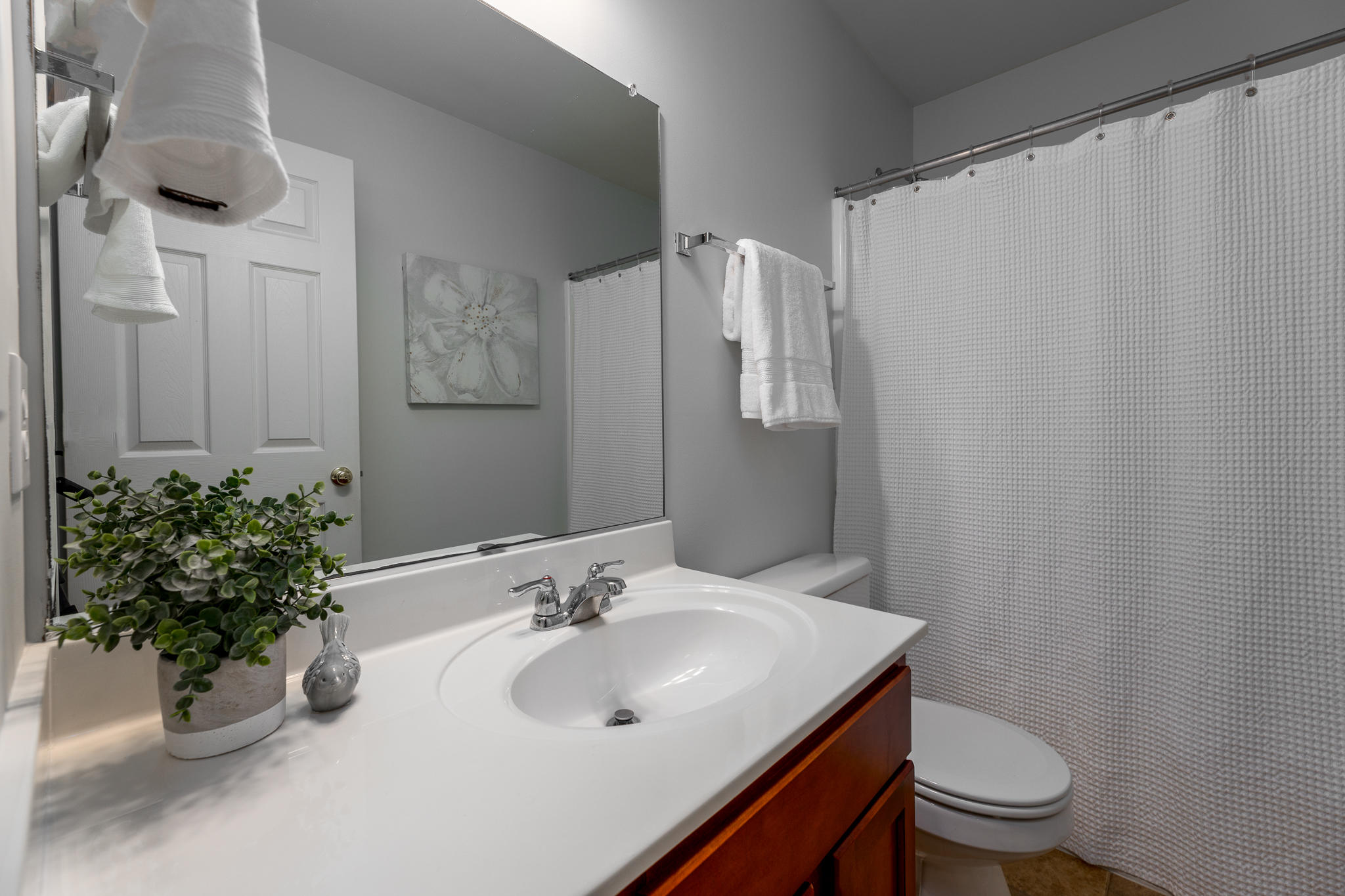 142 Malibu Road Summerville, SC 29483 - Photo 15 of 22 142 Malibu Dr INT (8 of 16)
