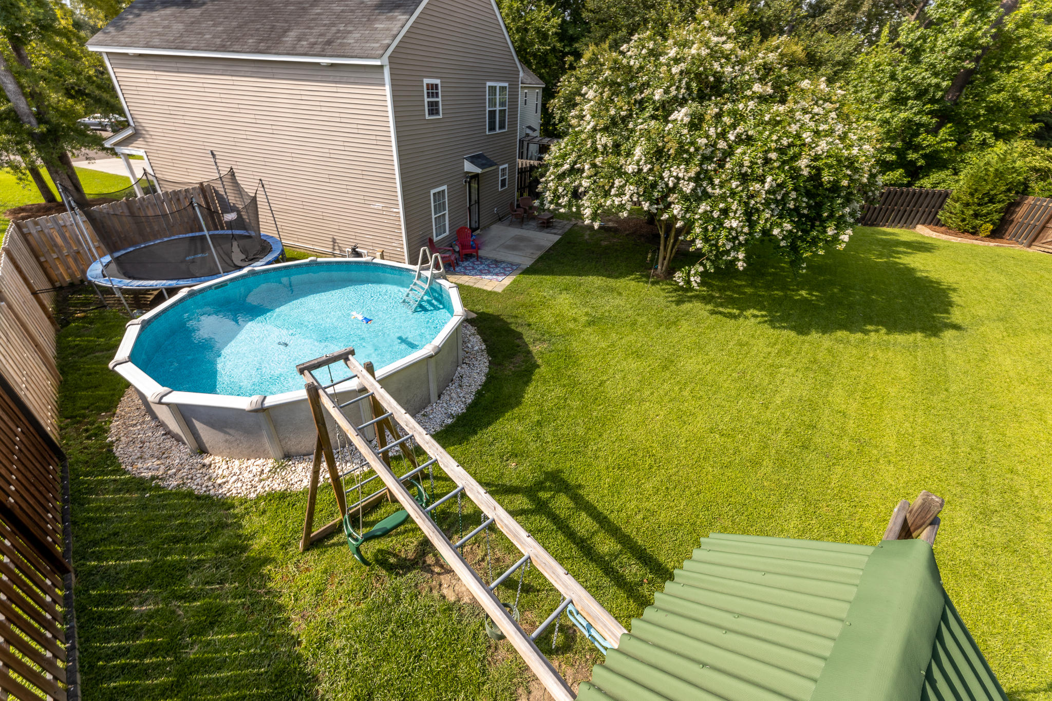 142 Malibu Road Summerville, SC 29483 - Photo 7 of 22 142 Malibu Dr EXT (11 of 14)