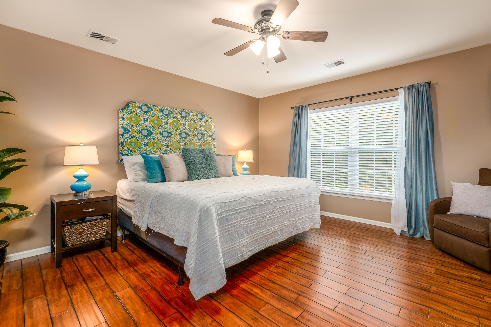 142 Malibu Road Summerville, SC 29483 - Photo 8 of 22 142 Malibu Dr INT (1 of 1)