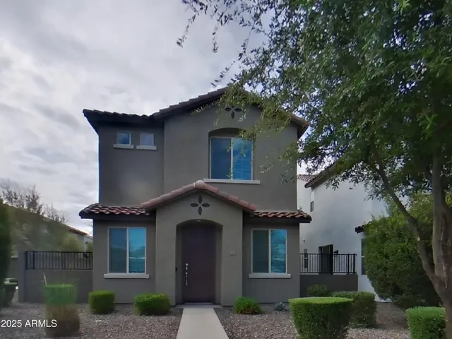 $2,049 | 2929 North 28th Street, Unit 3, Phoenix, AZ 85016