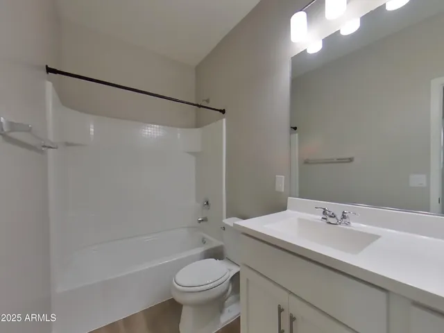 $2,049 | 2929 North 28th Street, Unit 3, Phoenix, AZ 85016