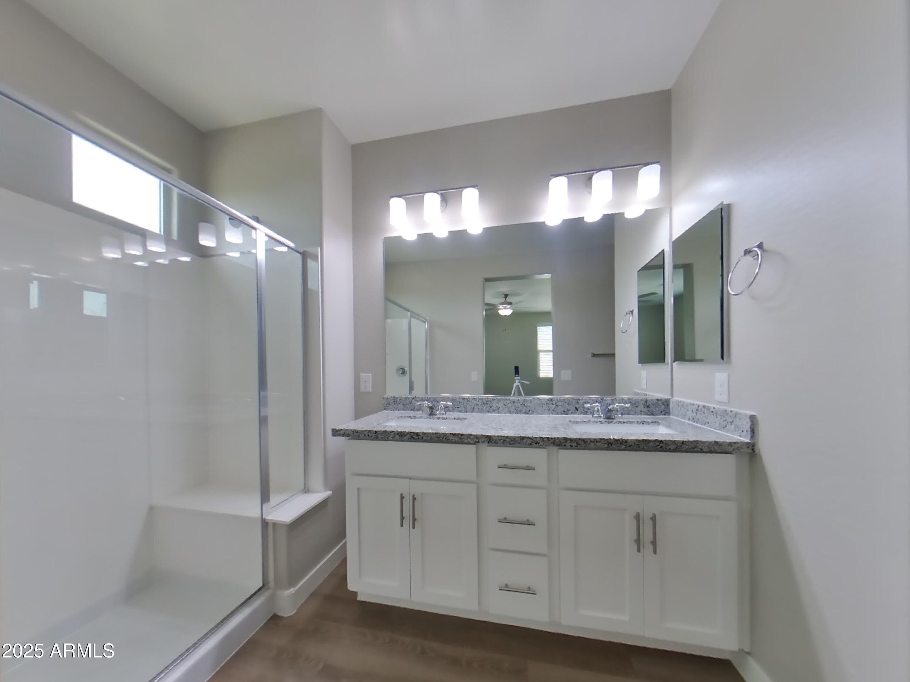 2929 North 28th Street, Unit 3 Phoenix, AZ 85016 - Photo 9 of 17 8_pc_gcrh42jzah_XKfnnw271o_layout_1