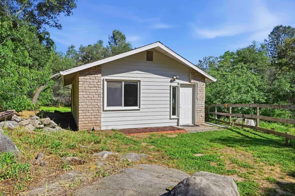 $1,750,000 | 7585 Gold Drive, Loomis, CA 95650