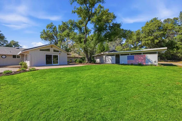 $1,750,000 | 7585 Gold Drive, Loomis, CA 95650