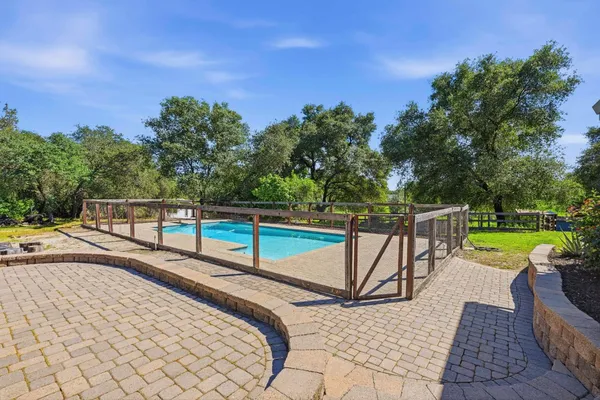 $1,750,000 | 7585 Gold Drive, Loomis, CA 95650