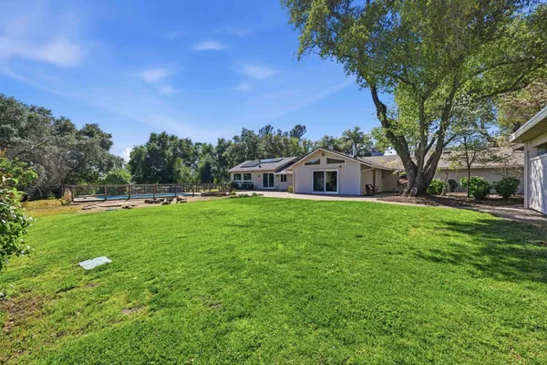 $1,750,000 | 7585 Gold Drive, Loomis, CA 95650
