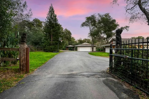 $1,750,000 | 7585 Gold Drive, Loomis, CA 95650