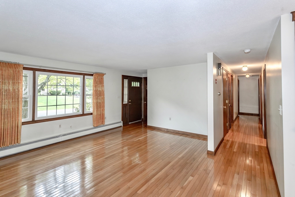 111 Susan Drive Westfield, MA 01085 - Photo 14 of 39
