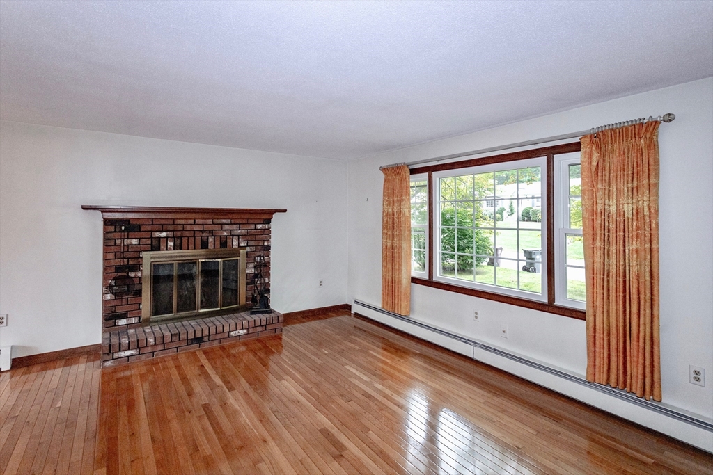 111 Susan Drive Westfield, MA 01085 - Photo 15 of 39