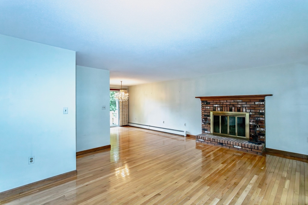 111 Susan Drive Westfield, MA 01085 - Photo 17 of 39
